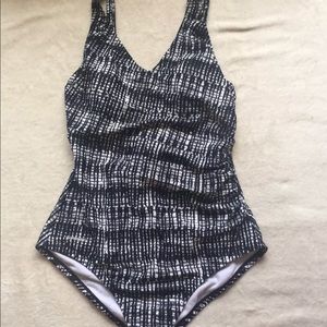 Speedo Black and White One Piece Swim Suit 8
